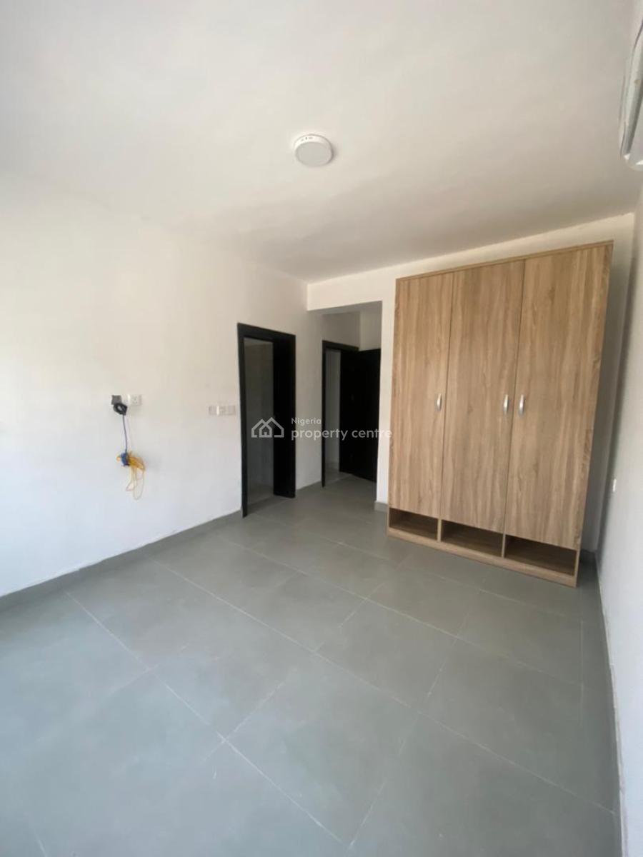Now Available, Mobil Road Ilaje Ajah, Ilaje, Ajah, Lagos, Flat / Apartment for Rent