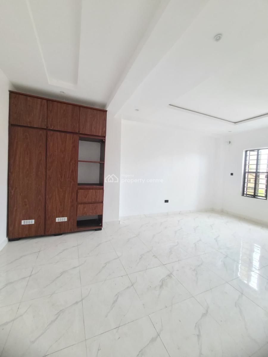 Super Spacious and Standard 2 Bedroom Flat, Igbo Efon, Lekki, Lagos, Flat / Apartment for Sale