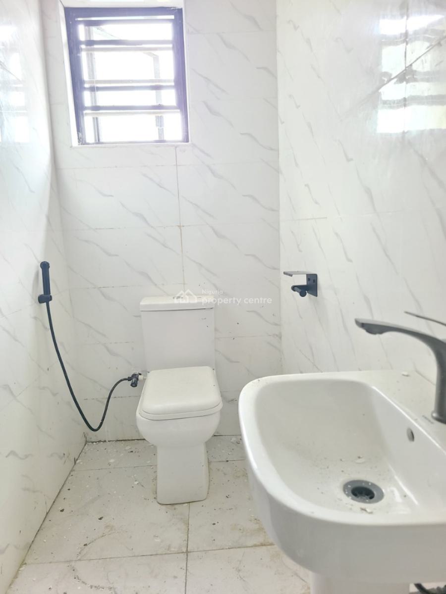 Super Spacious and Standard 2 Bedroom Flat, Igbo Efon, Lekki, Lagos, Flat / Apartment for Sale