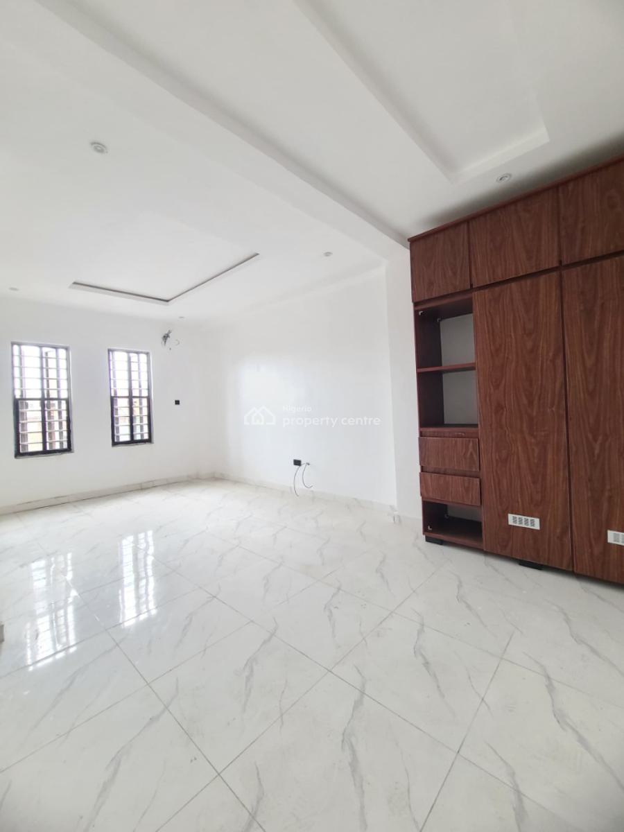 Super Spacious and Standard 2 Bedroom Flat, Igbo Efon, Lekki, Lagos, Flat / Apartment for Sale