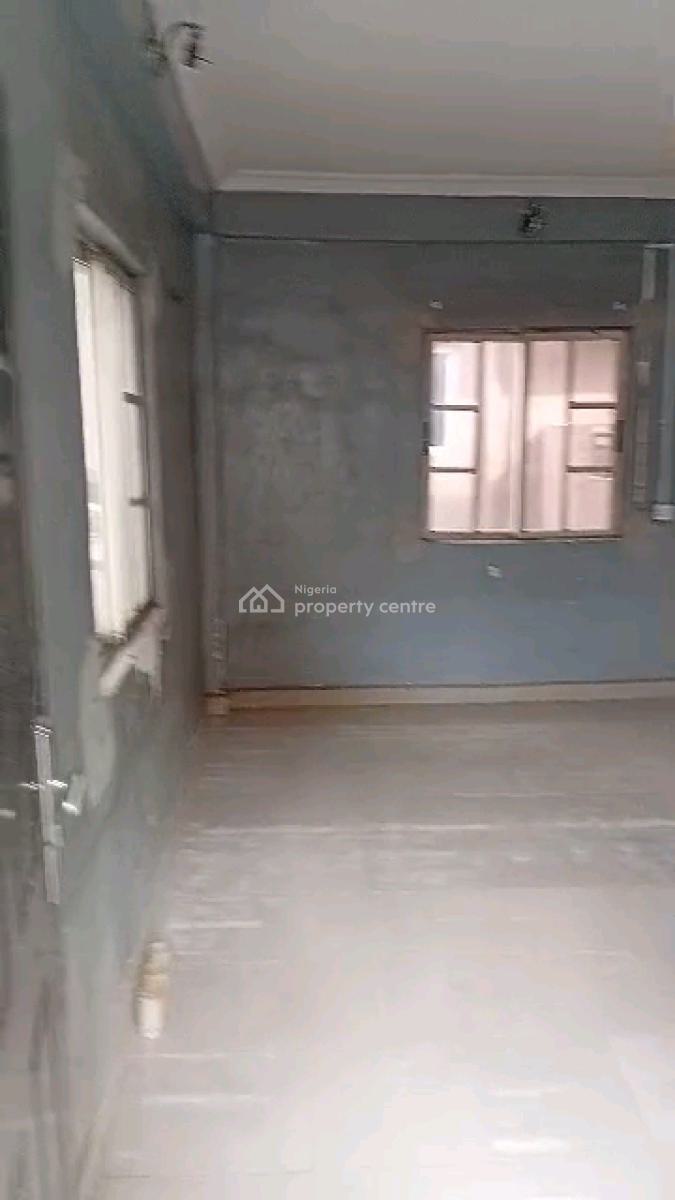 Standard and Spacious Mini Flat, Alagomeji, Alagomeji, Yaba, Lagos, Mini Flat (room and Parlour) for Rent