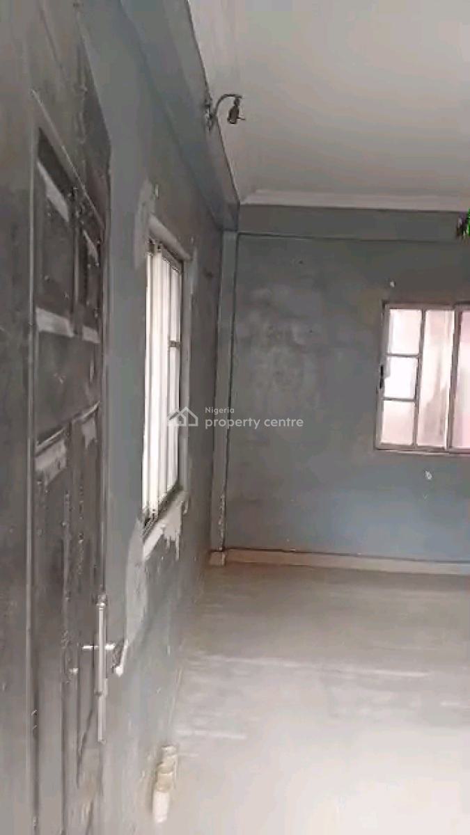 Standard and Spacious Mini Flat, Alagomeji, Alagomeji, Yaba, Lagos, Mini Flat (room and Parlour) for Rent