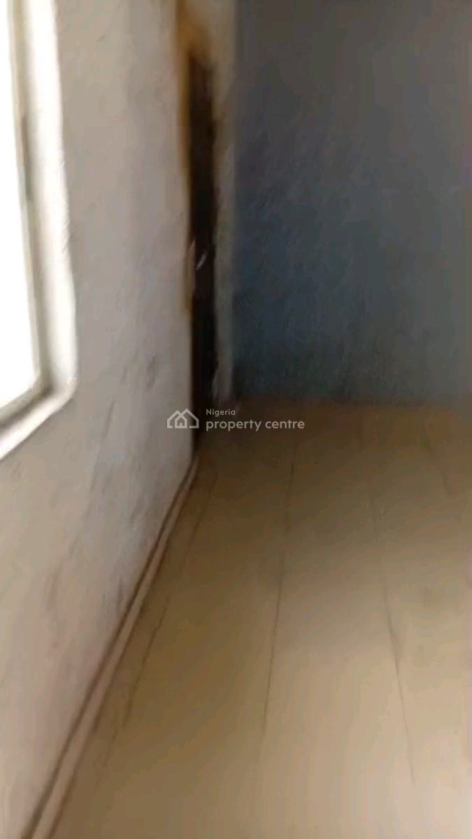 Standard and Spacious Mini Flat, Alagomeji, Alagomeji, Yaba, Lagos, Mini Flat (room and Parlour) for Rent
