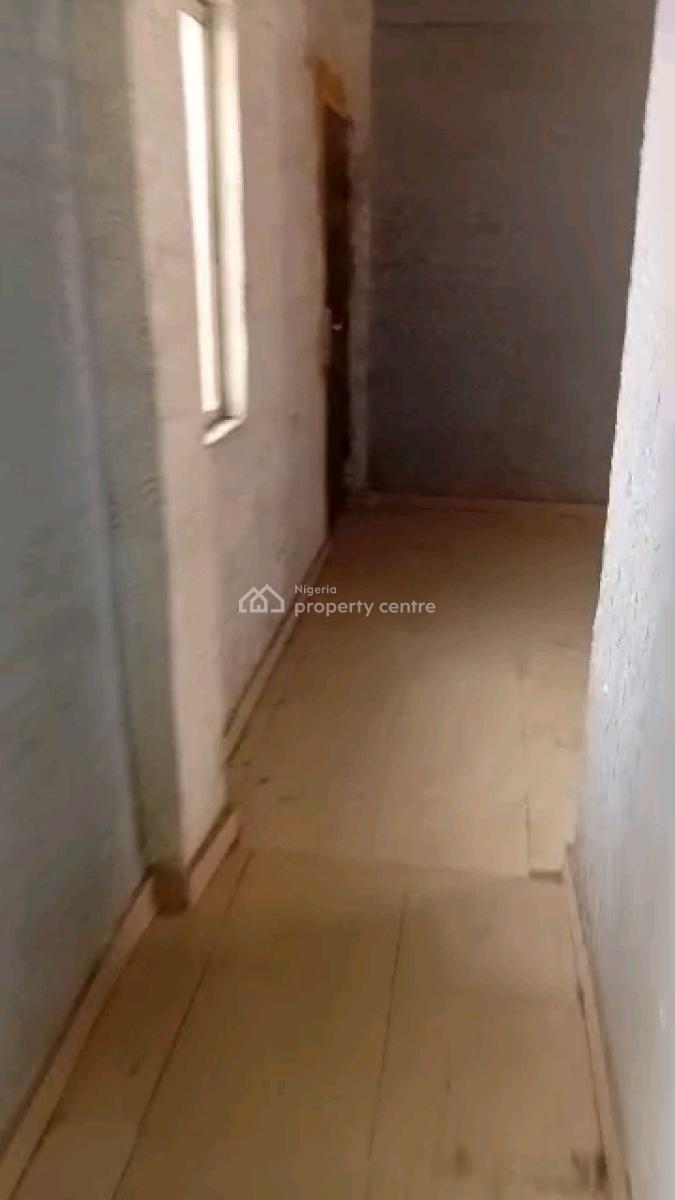 Standard and Spacious Mini Flat, Alagomeji, Alagomeji, Yaba, Lagos, Mini Flat (room and Parlour) for Rent