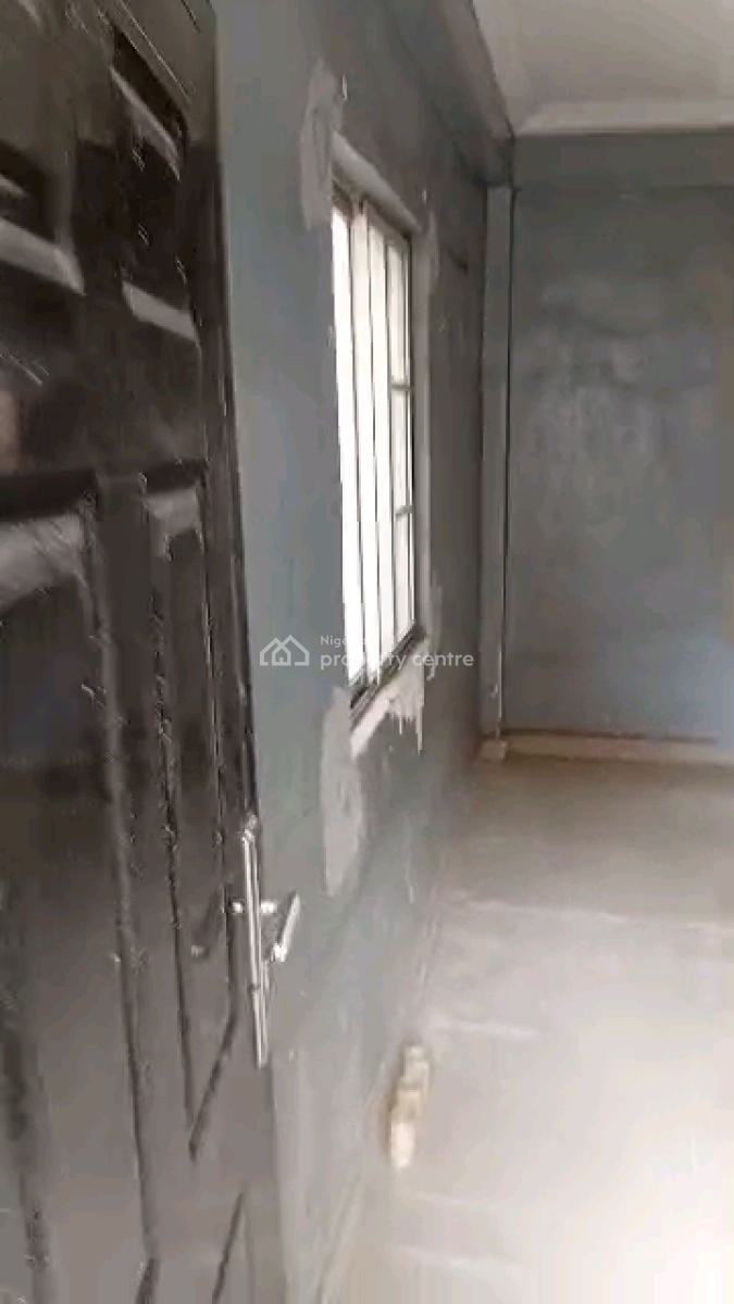 Standard and Spacious Mini Flat, Alagomeji, Alagomeji, Yaba, Lagos, Mini Flat (room and Parlour) for Rent