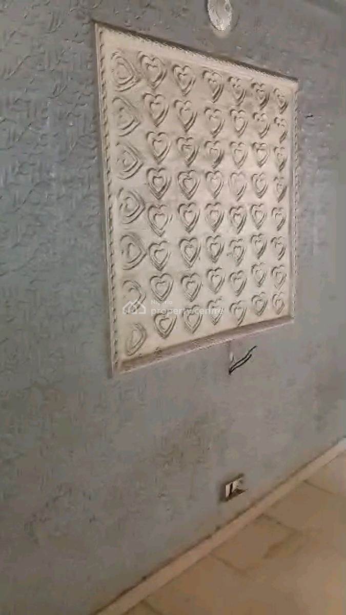 Standard and Spacious Mini Flat, Alagomeji, Alagomeji, Yaba, Lagos, Mini Flat (room and Parlour) for Rent