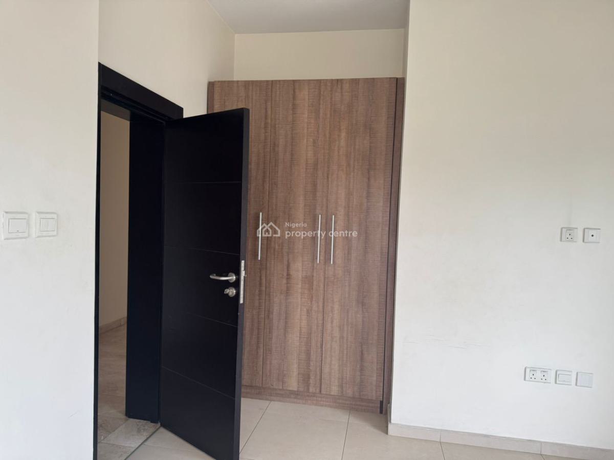 Fully Serviced and Well Finished 3 Bedroom Apartment, Olori Mojisola Estate Banana Island Road, Banana Island, Ikoyi, Lagos, Flat / Apartment for Rent