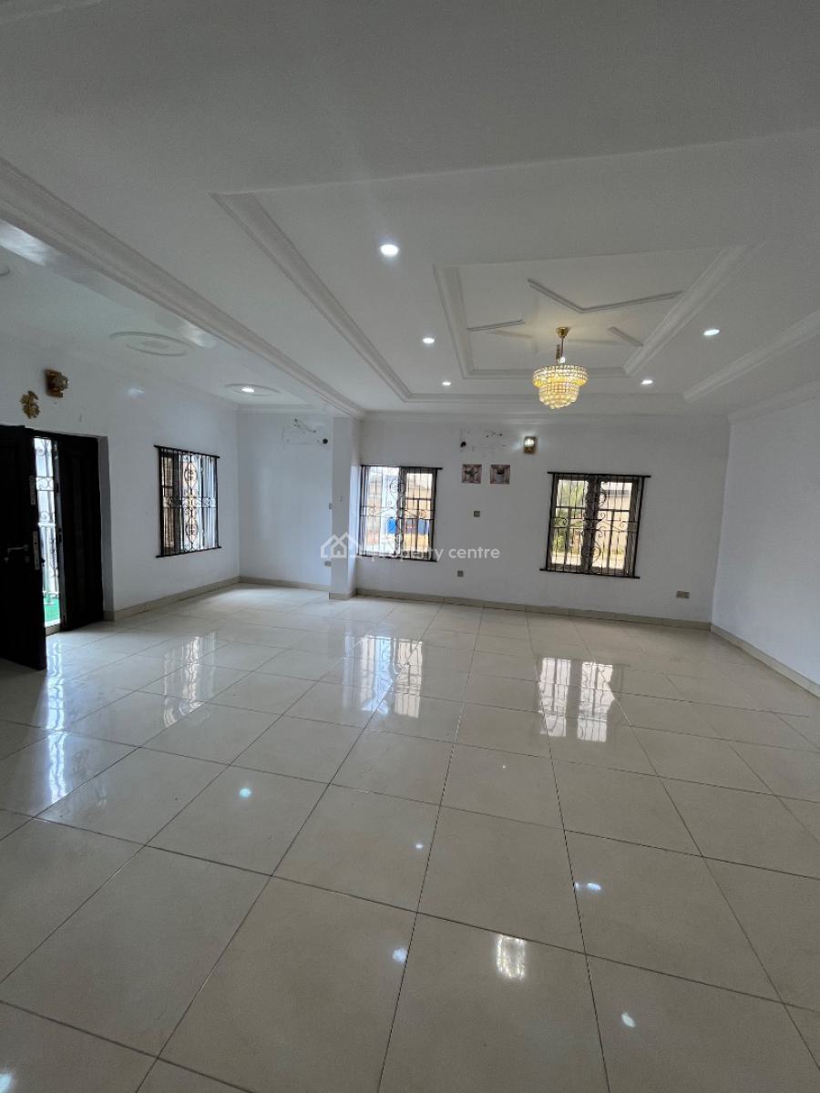 Beautiful Spacious 3bedroom Flat Downstairs, Mobil Road Ilaje, Ajah, Lagos, Flat / Apartment for Rent