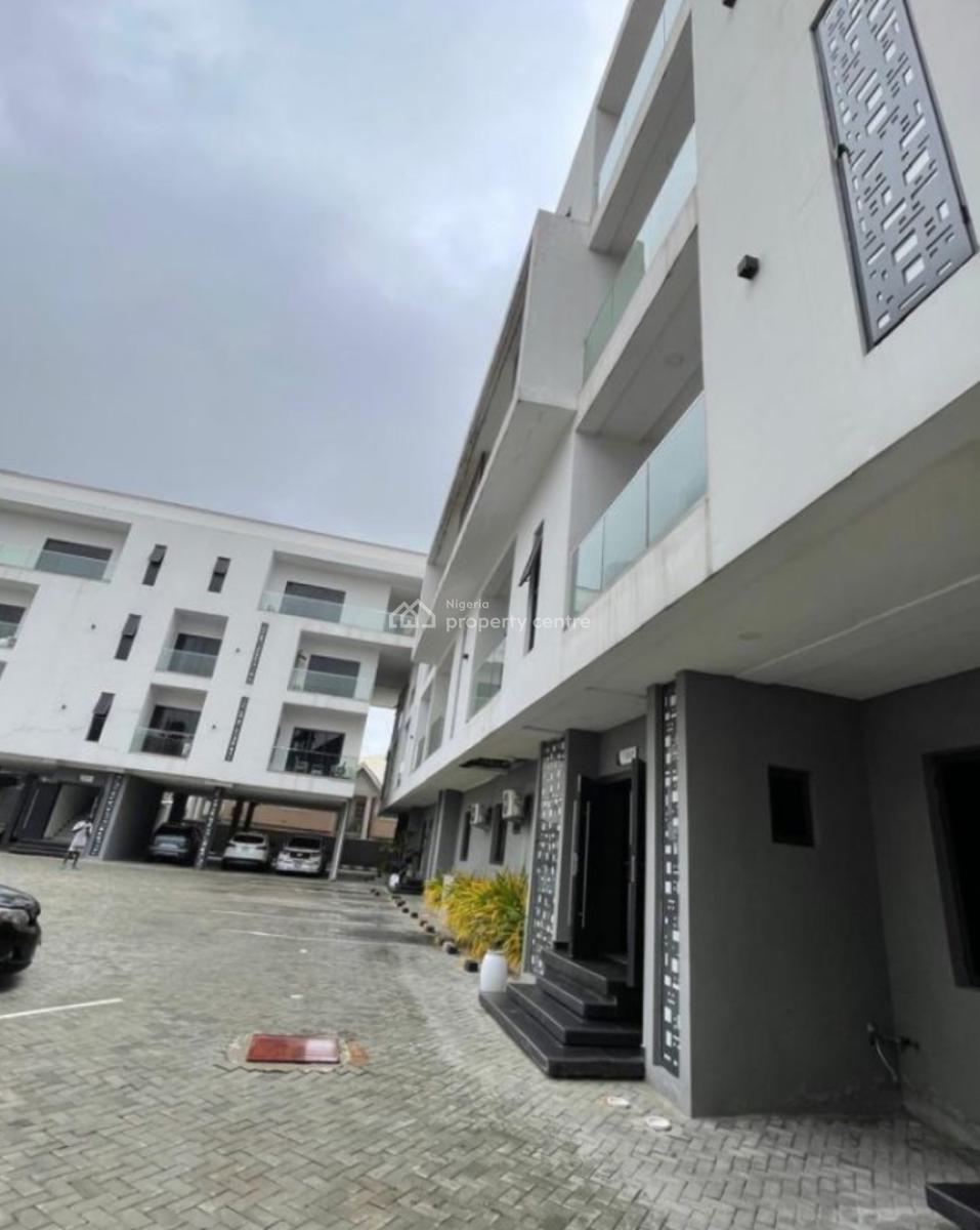 1 Bedroom Apartment, Lekki Phase 1, Lekki, Lagos, Mini Flat (room and Parlour) for Sale