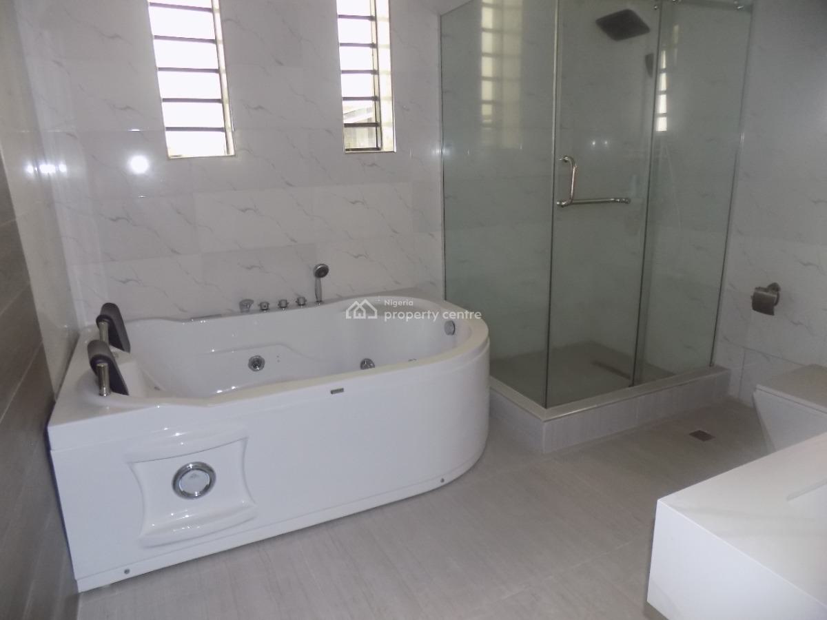Very Clean 5 Bedroo. Detached Duplex+bq N Swimming Pool 24hrs Power, 24hrs Power in Royal Garden Estate, Lekki, Lagos, Detached Duplex for Sale