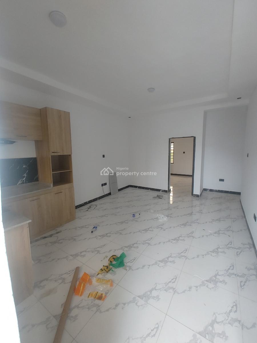 Brand New Luxury and Spacious Mini Flat in an Estate., Sangotedo, Close to Sky Mall, Sangotedo, Ajah, Lagos, Flat / Apartment for Rent