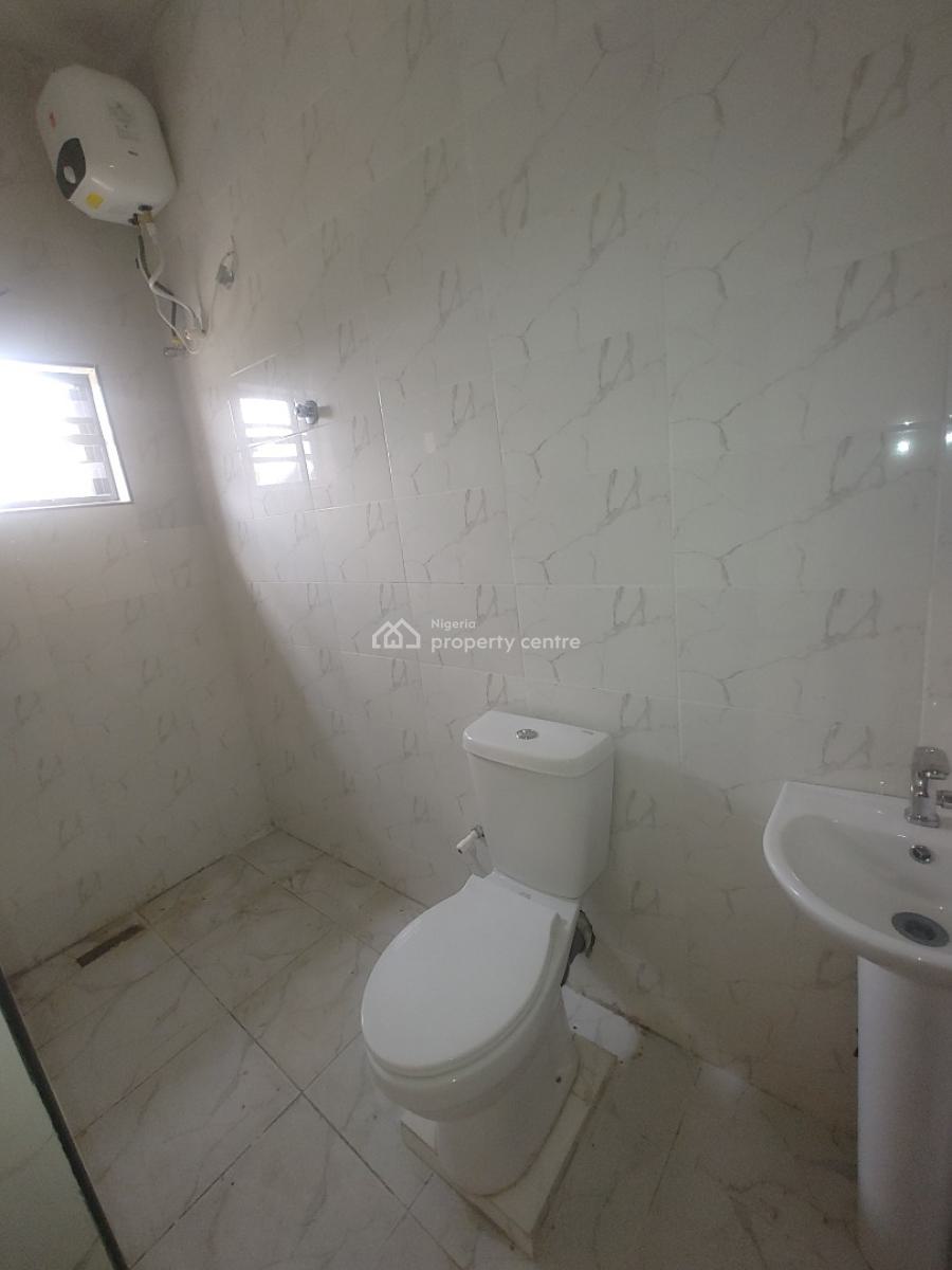 Brand New Luxury and Spacious Mini Flat in an Estate., Sangotedo, Close to Sky Mall, Sangotedo, Ajah, Lagos, Flat / Apartment for Rent