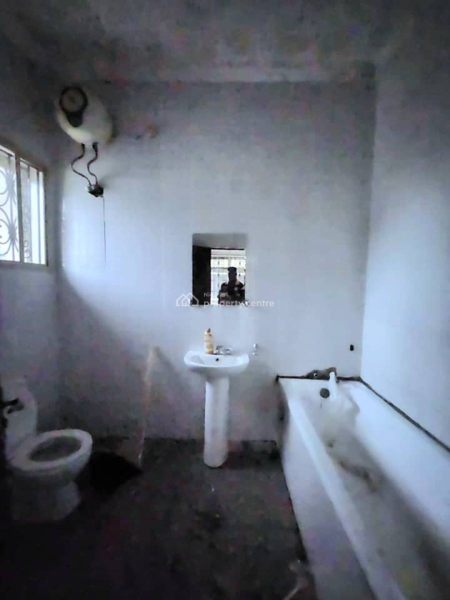 Well Maintained 2-bedroom Apartment, Ikate Elegushi, Lekki, Lagos, Flat / Apartment for Rent