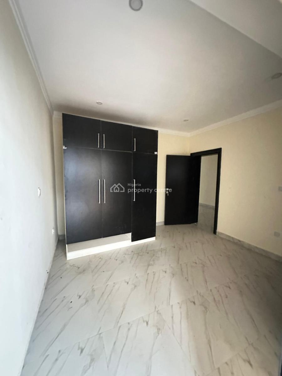 Nicely Built 1 Bedroom Apartment with Swimming Pool,  Gym and Elevator, Victoria Island (vi), Lagos, Flat / Apartment for Rent