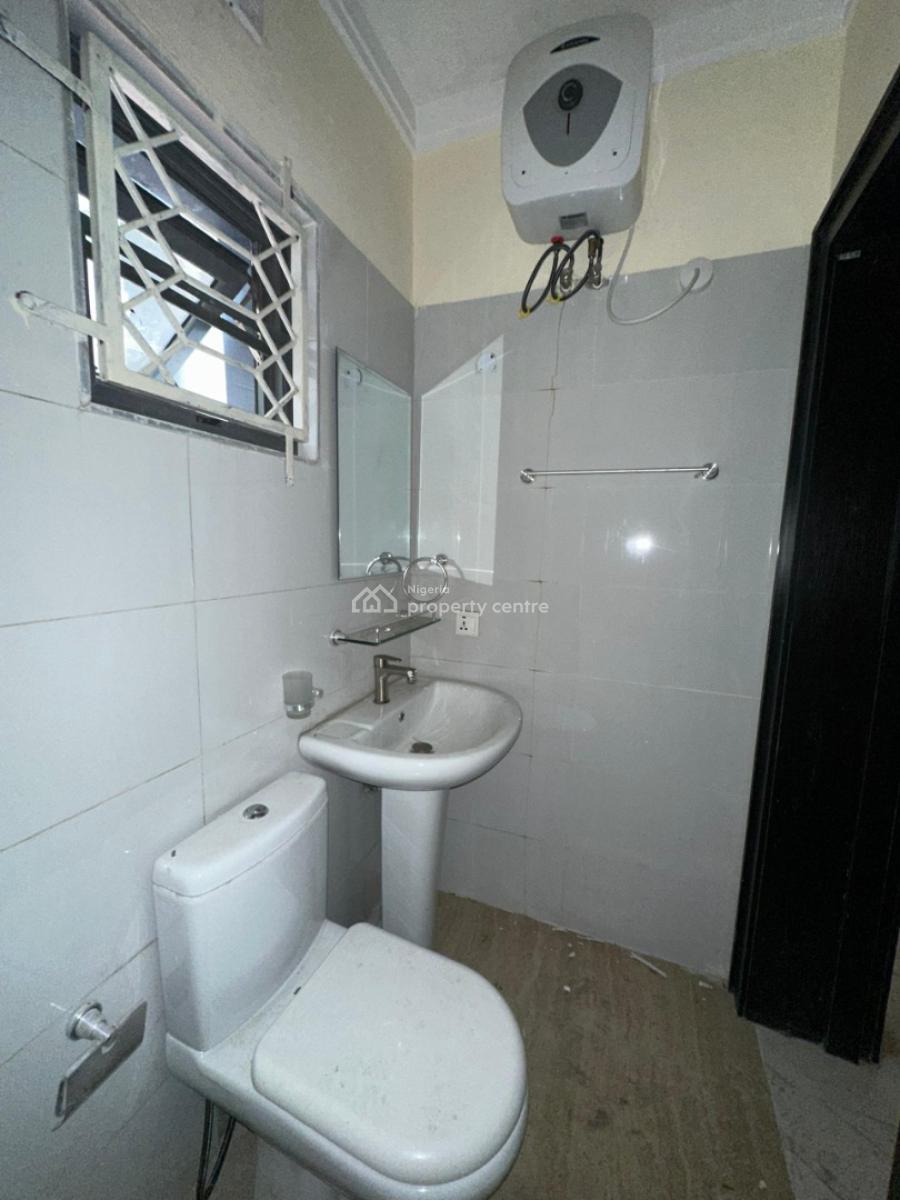 Nicely Built 1 Bedroom Apartment with Swimming Pool,  Gym and Elevator, Victoria Island (vi), Lagos, Flat / Apartment for Rent