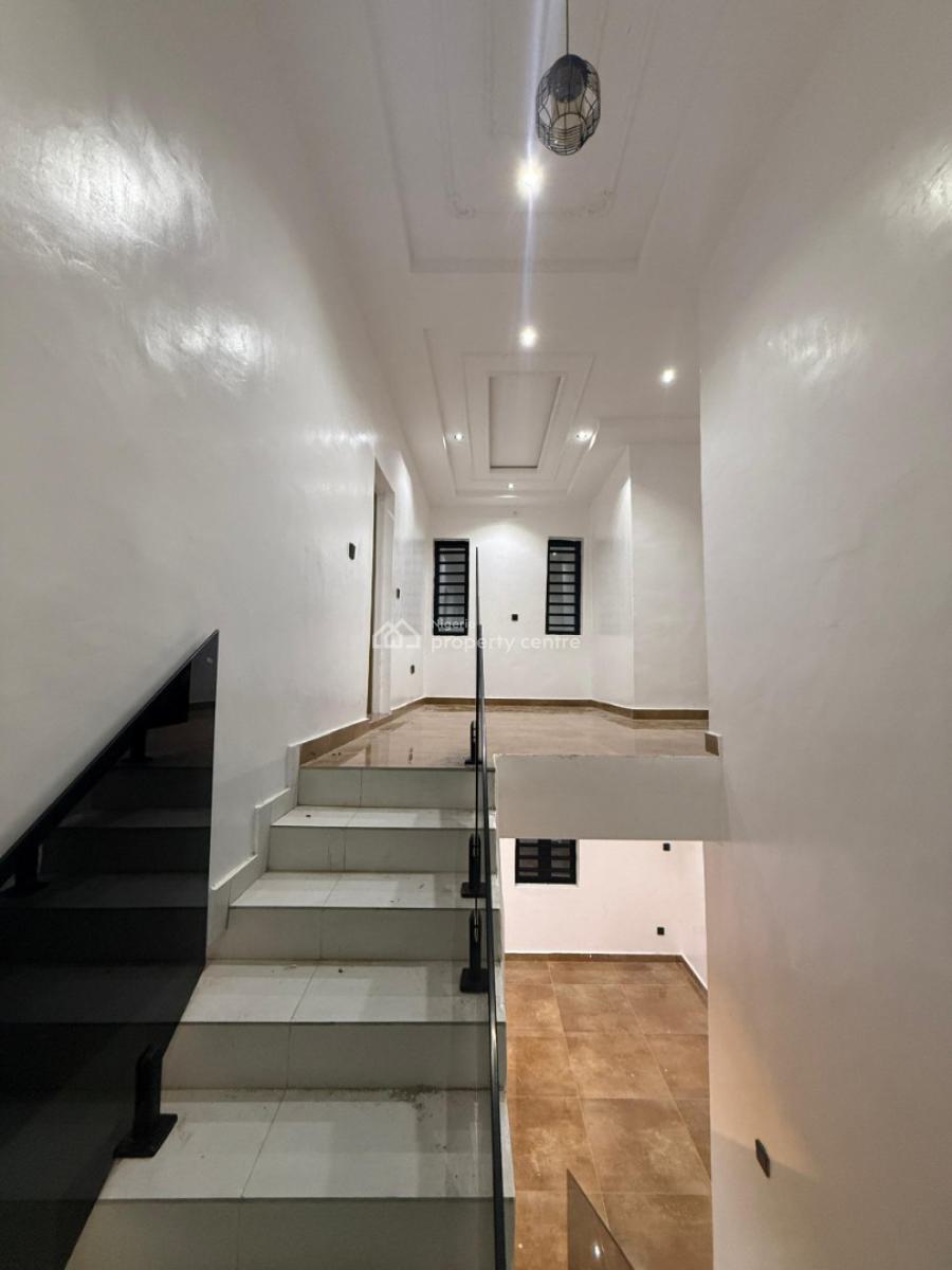 Modern, Newly Built 4- Bedroom Semi- Detached Duplexes, Association Street, Ibadan, Oyo, Semi-detached Duplex for Sale