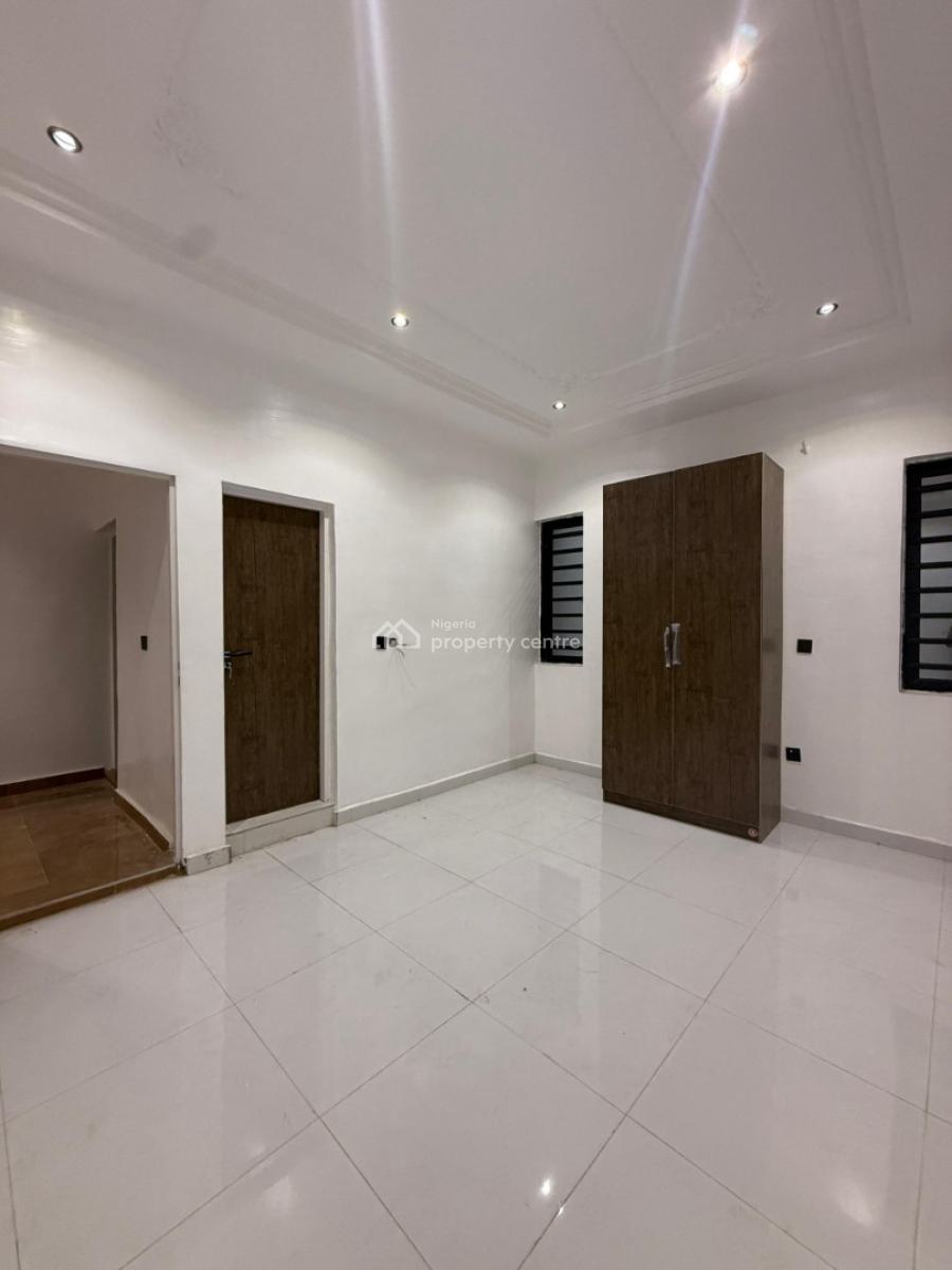 Modern, Newly Built 4- Bedroom Semi- Detached Duplexes, Association Street, Ibadan, Oyo, Semi-detached Duplex for Sale