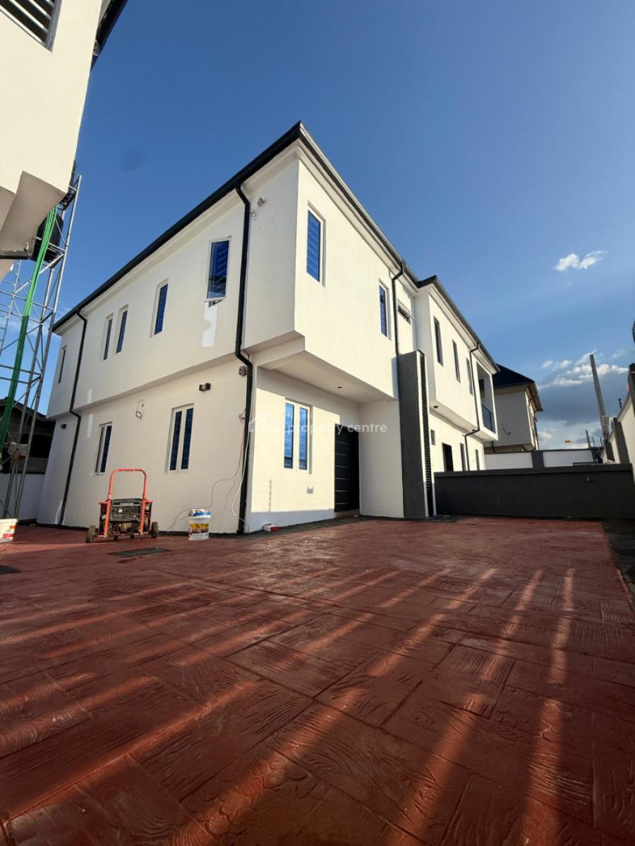 Modern, Newly Built 4- Bedroom Semi- Detached Duplexes, Association Street, Ibadan, Oyo, Semi-detached Duplex for Sale