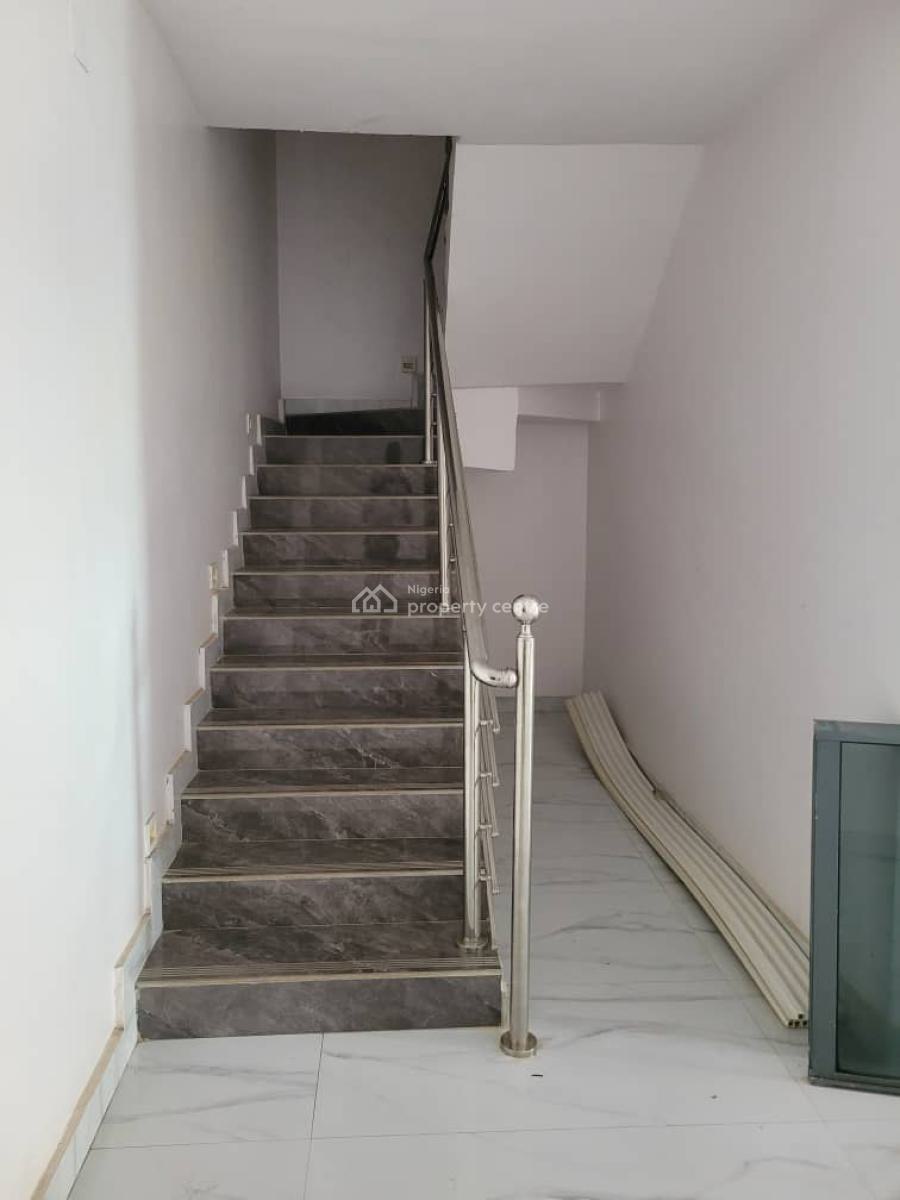Lux 4 Bedrooms Maisonnette, Spar Road, Ikate, Lekki, Lagos, House for Rent