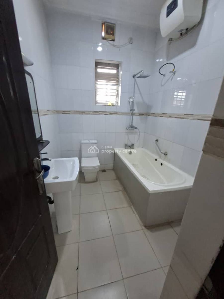 Tastefully Finished 5-bedroom Fully Detached Duplex with a Room Bq, Katampe (main), Katampe, Abuja, Detached Duplex for Rent