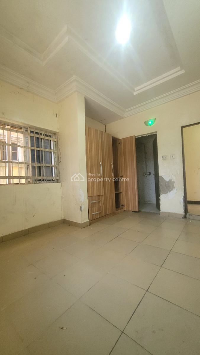 Sharp 2 Bedroom Apartment, By Roundabout, Galadimawa, Abuja, Flat / Apartment for Rent