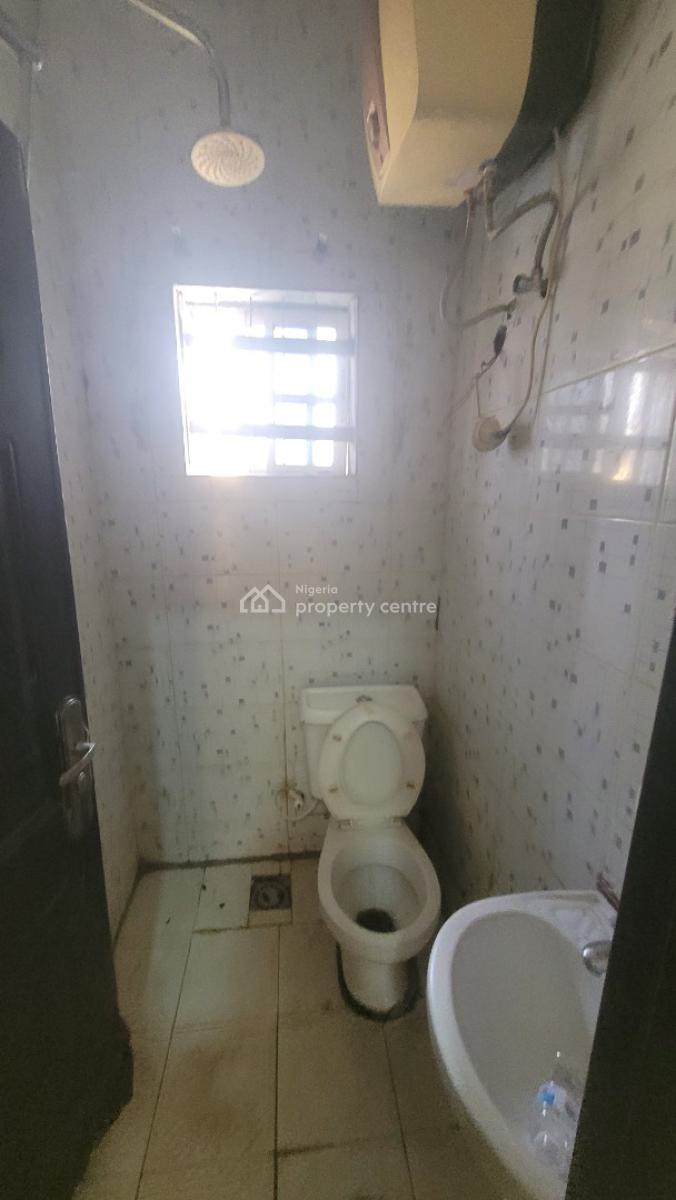 Sharp 2 Bedroom Apartment, By Roundabout, Galadimawa, Abuja, Flat / Apartment for Rent