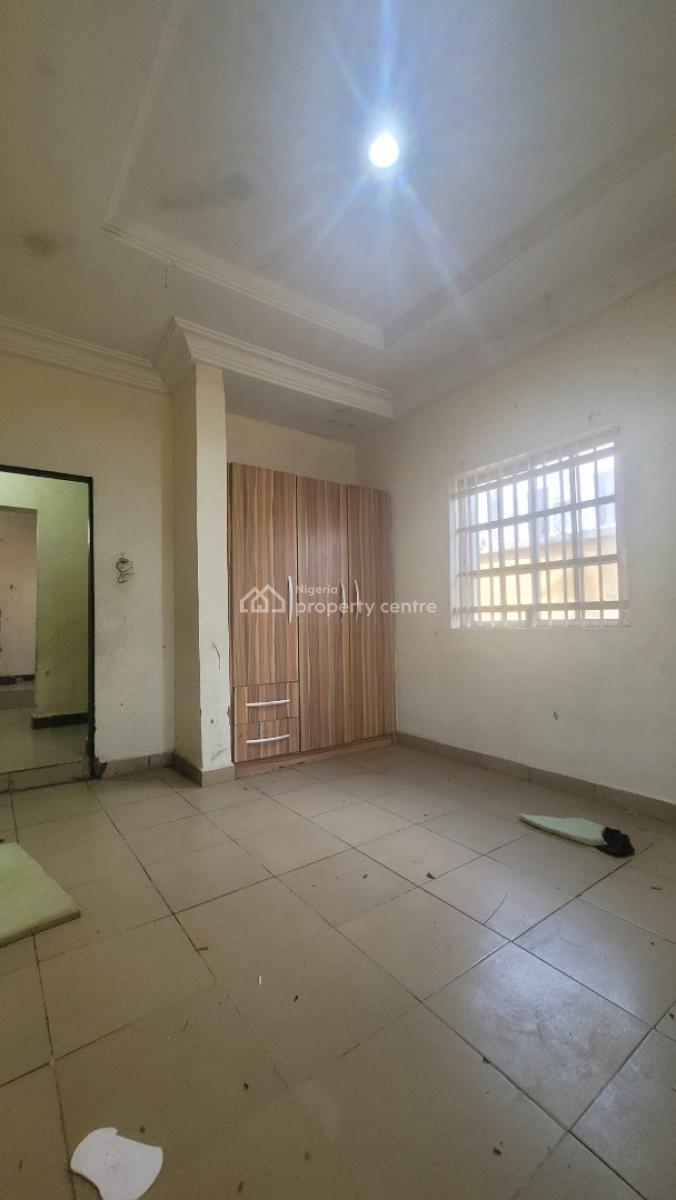 Sharp 2 Bedroom Apartment, By Roundabout, Galadimawa, Abuja, Flat / Apartment for Rent