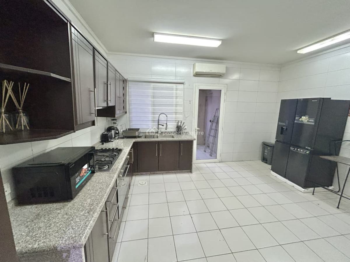 Elegant 3 Bedrooms Apartment with All Modern Conveniences, Banana Island Road, Ikoyi, Lagos, Flat / Apartment Short Let