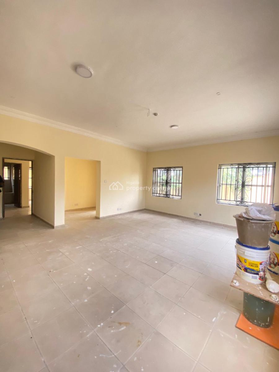 Clean and Massive 3 Bedroom, Mobile Road, Ajah, Lagos, House for Rent
