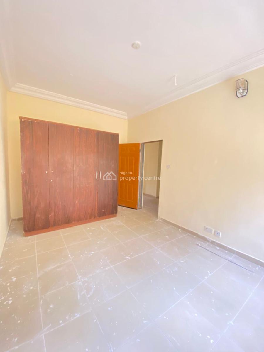 Clean and Massive 3 Bedroom, Mobile Road, Ajah, Lagos, House for Rent