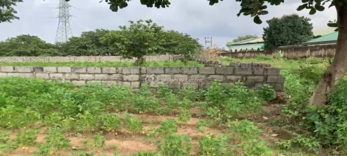 Fenced Bare Land Measuring 1,042.10sqm, By Christ Church, Jahi, Abuja, Residential Land for Sale