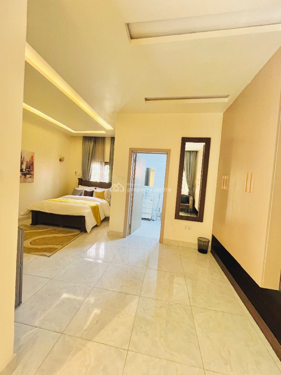 Luxurious 3 Bedrooms Duplex with Two Sitting Rooms on Promo, By Peace Park, Utako, Abuja, House Short Let