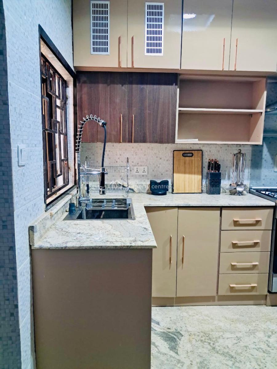 Luxurious 3 Bedrooms Duplex with Two Sitting Rooms on Promo, By Peace Park, Utako, Abuja, House Short Let