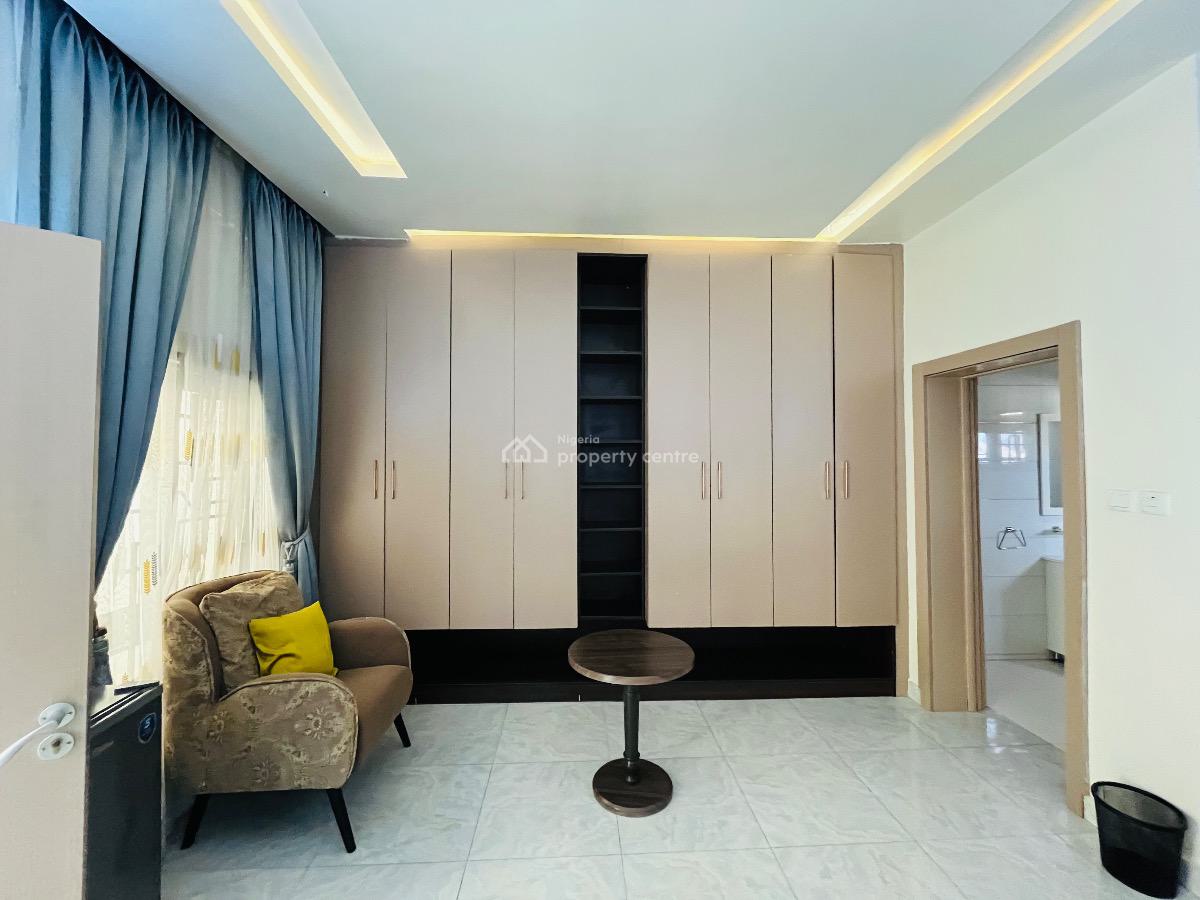 Luxurious 3 Bedrooms Duplex with Two Sitting Rooms on Promo, By Peace Park, Utako, Abuja, House Short Let