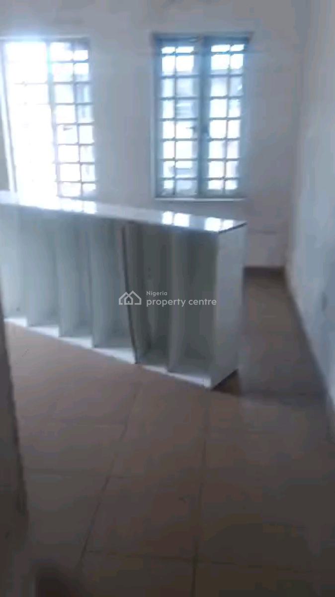 Standard and Spacious 2 Bedroom Flat, Costain, Ebute Metta West, Yaba, Lagos, Flat / Apartment for Rent