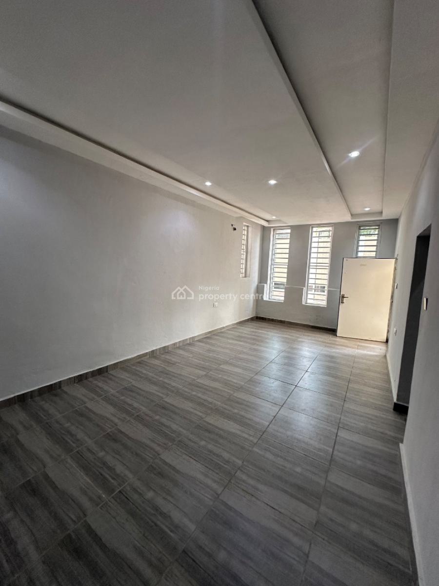 Standard 2 Bedroom Apartment with Visitors Toilet, Inside an Estate Along Sunnyvale Expressway, Tarred Road All Through, Galadimawa, Abuja, Flat / Apartment for Rent