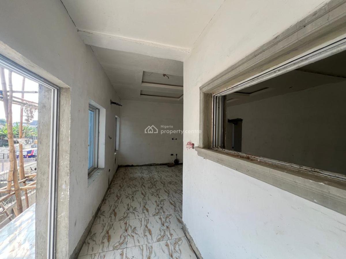 Standard and Spacious 1 Bedroom Flat, Lekki Scheme 2, Abraham Adesanya, Ajah, Lagos, Flat / Apartment for Sale