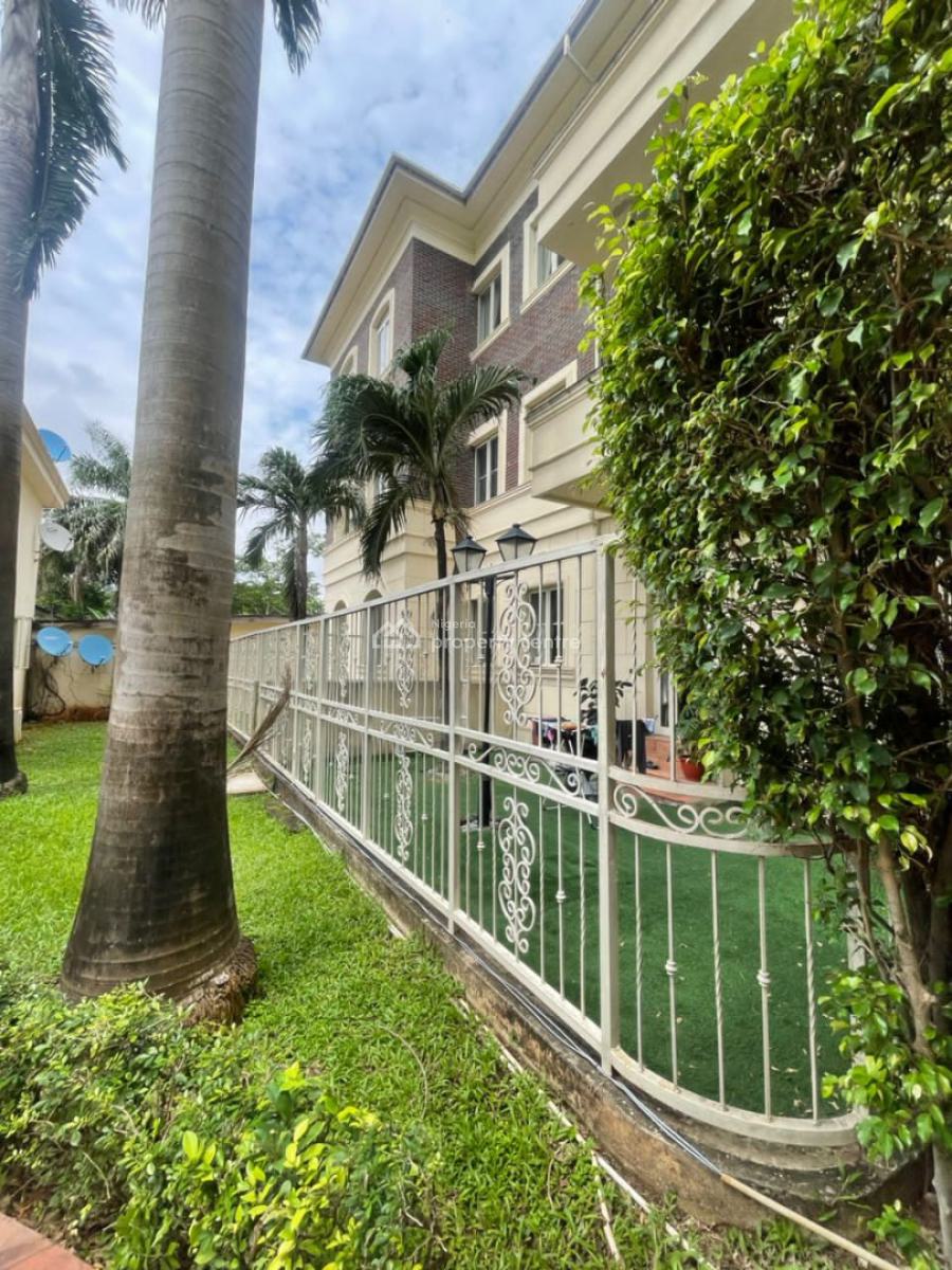 Well Finished Serviced 3 Bedroom Maisonette with a Room Bq, Old Ikoyi, Ikoyi, Lagos, Terraced Duplex for Rent