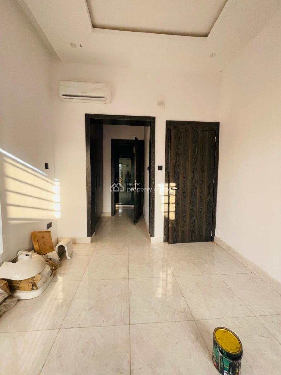 Screaming Luxury 6 Bedroom Fully Detached Duplex Plus Bq, Gra Phase 2, Magodo, Lagos, Detached Duplex for Sale