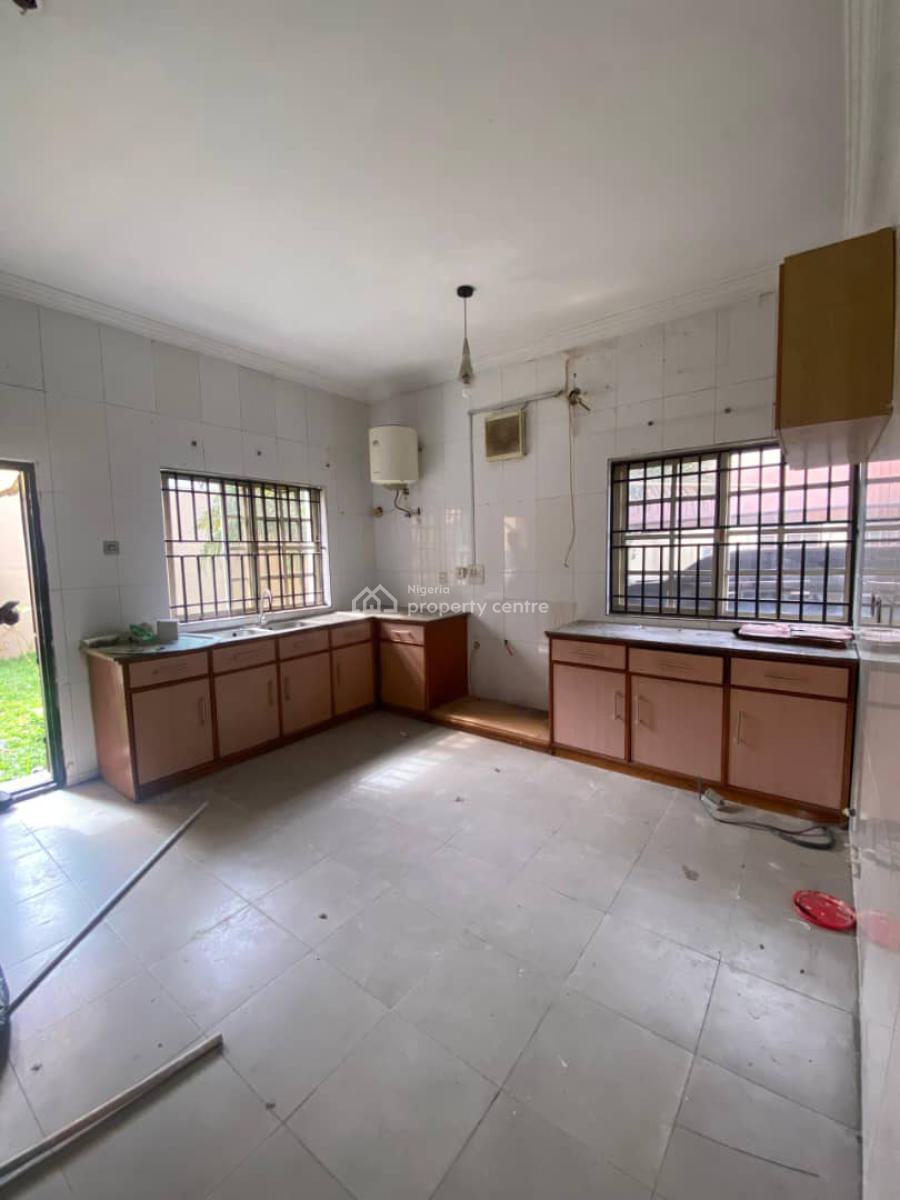 Spacious and Well Renovated 4bedroom Detached Duplex with Bq, Lekki Phase 1 Lekki Lagos, Lekki Phase 1, Lekki, Lagos, Detached Duplex for Rent
