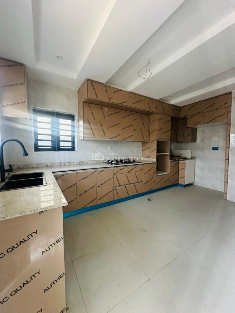 Breathtaking 5 Bedrooms Fully Detached Duplex Plus Bq, Gra Phase 2, Magodo, Lagos, Detached Duplex for Sale