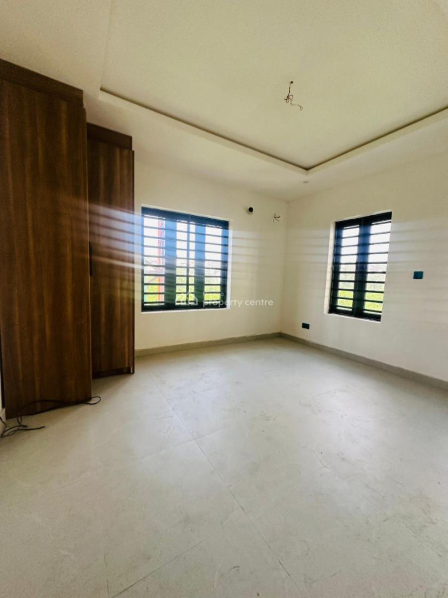 Breathtaking 5 Bedrooms Fully Detached Duplex Plus Bq, Gra Phase 2, Magodo, Lagos, Detached Duplex for Sale