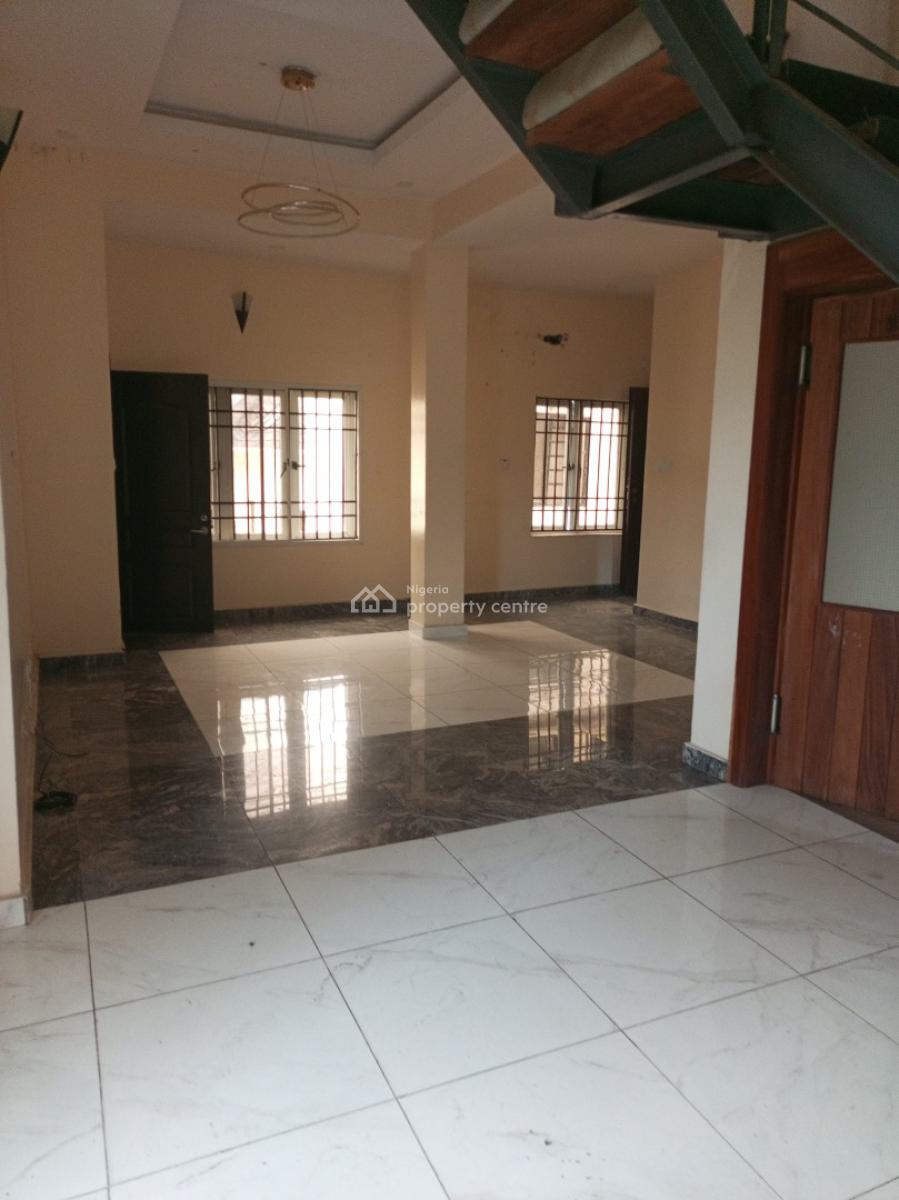 3bedroom Maisonette Secured Estate, Osapa, Lekki, Lagos, House for Rent
