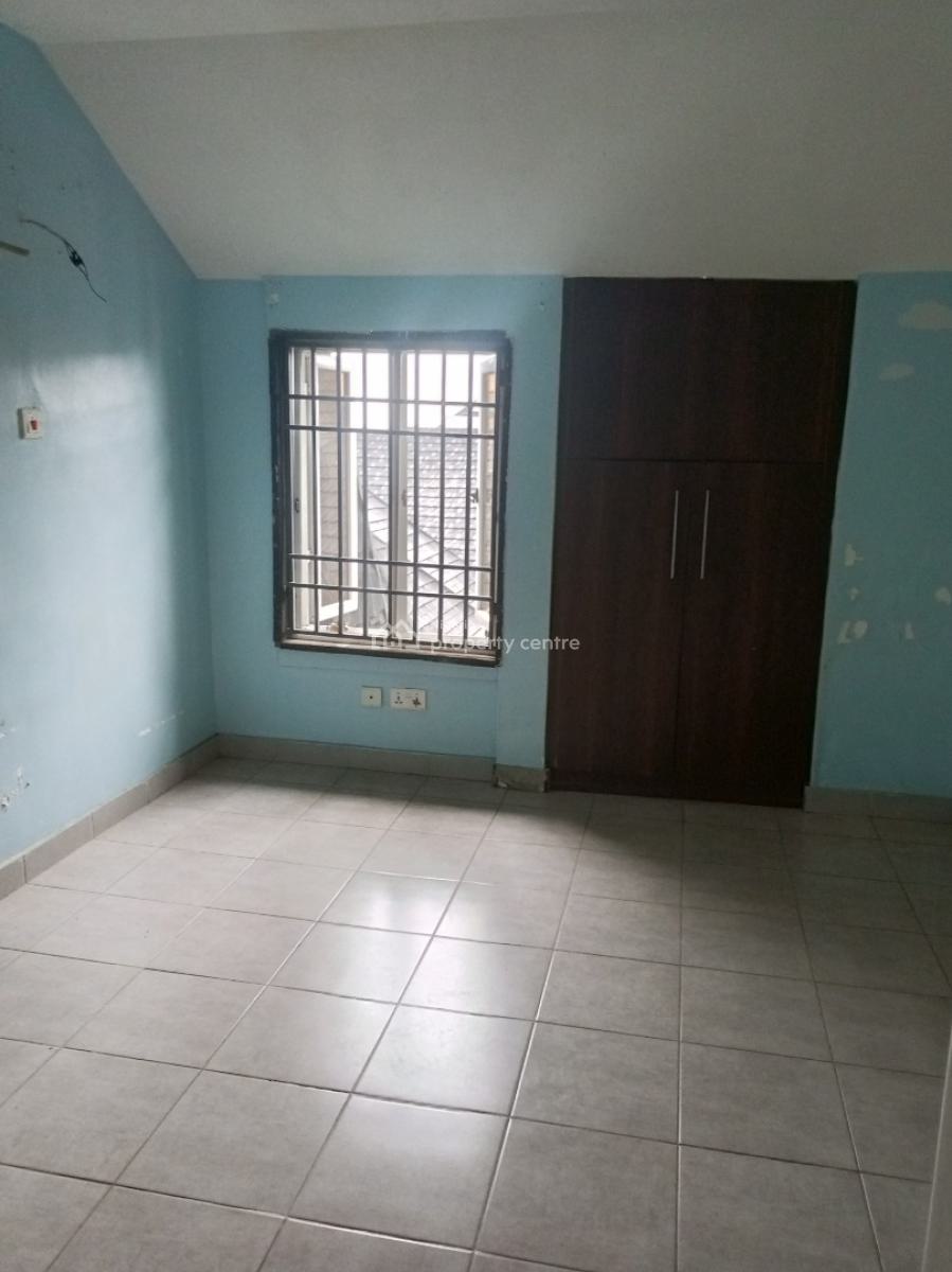 3bedroom Maisonette Secured Estate, Osapa, Lekki, Lagos, House for Rent