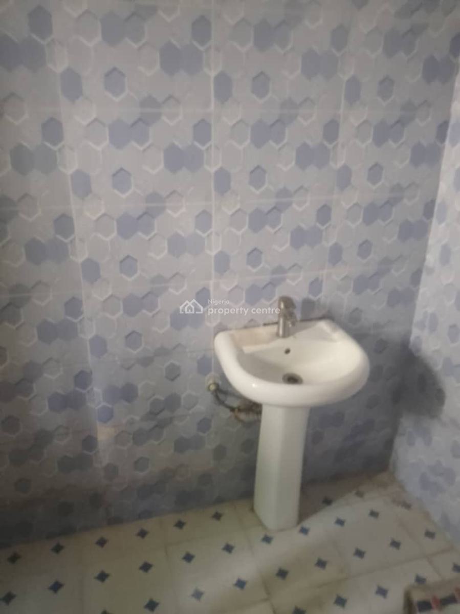 Luxury Spacious Room Self Contain, 6th Avenue, Gwarinpa, Abuja, Self Contain (single Rooms) for Rent
