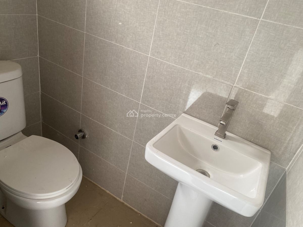 3 Bedroom Apartment, Kubwa, Abuja, Flat / Apartment for Sale