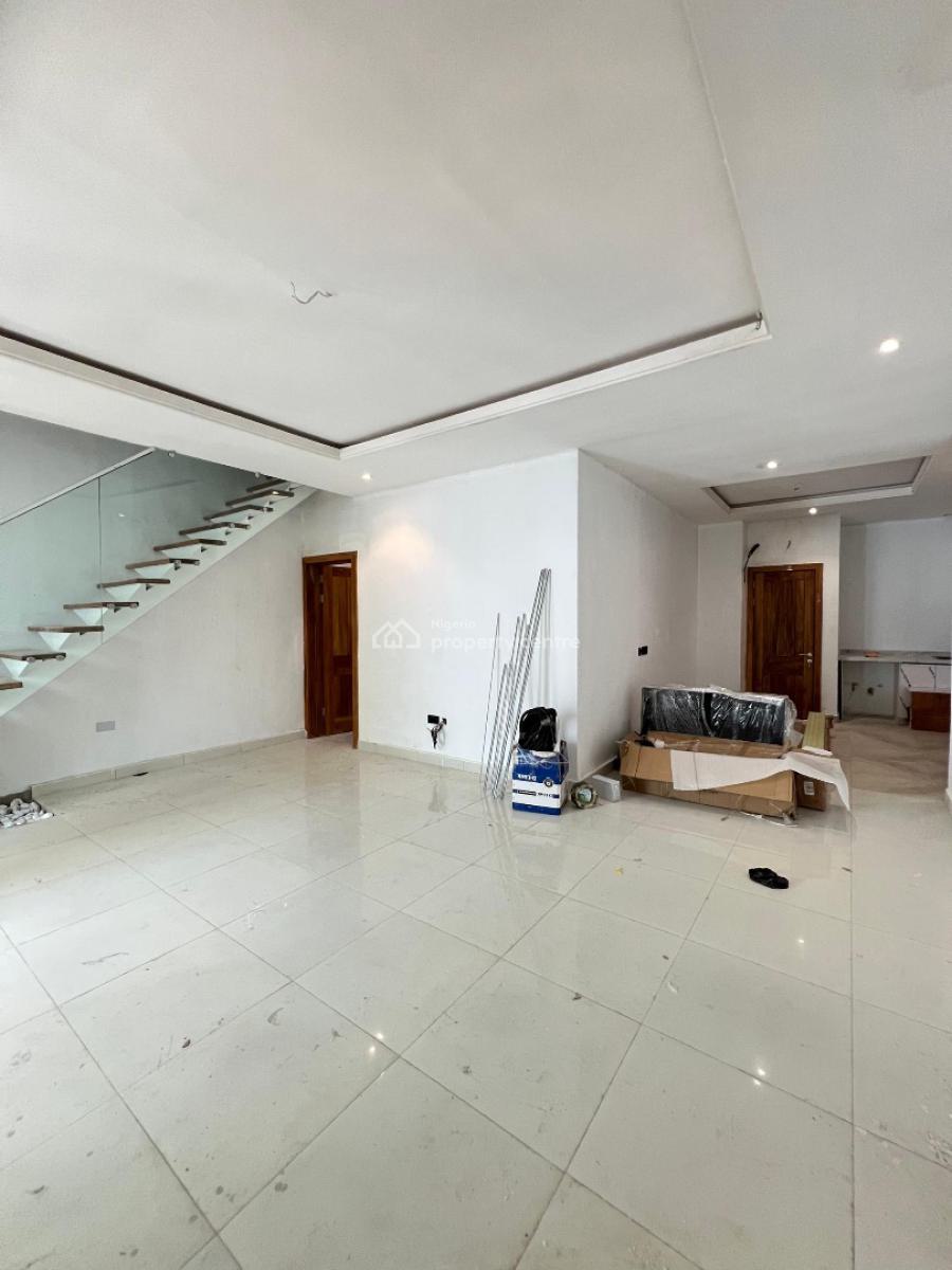 Luxuriously Finished 2 Bedroom Maisonette Suitable for Investment, Lekki Phase 1, Lekki, Lagos, Flat / Apartment for Sale
