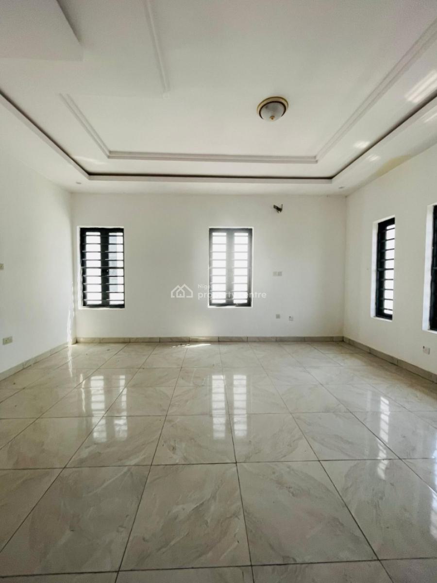 Eye Catchy 5 Bedrooms Fully Detached Duplex Plus Bq, Gra Phase 2, Magodo, Lagos, Detached Duplex for Sale