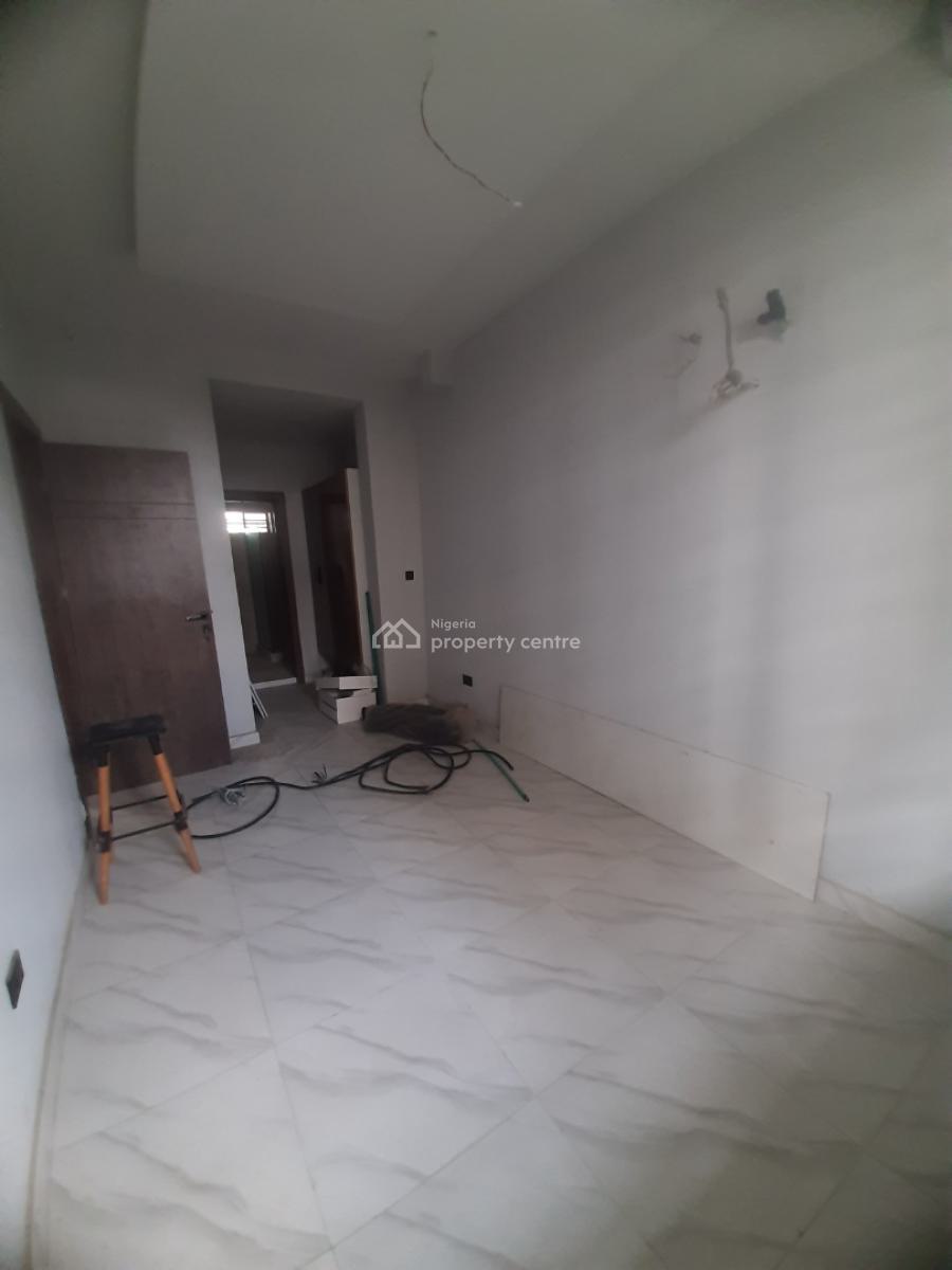 Serviced with 24/7 Power Supply 2 Bedroom En-suite Compact Flat with O, Ikate, Lekki, Lagos, Flat / Apartment for Rent