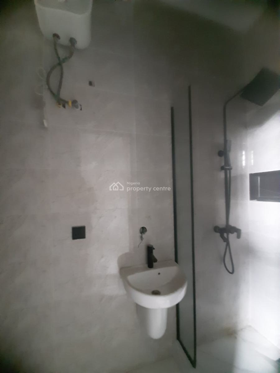 Serviced with 24/7 Power Supply 2 Bedroom En-suite Compact Flat with O, Ikate, Lekki, Lagos, Flat / Apartment for Rent